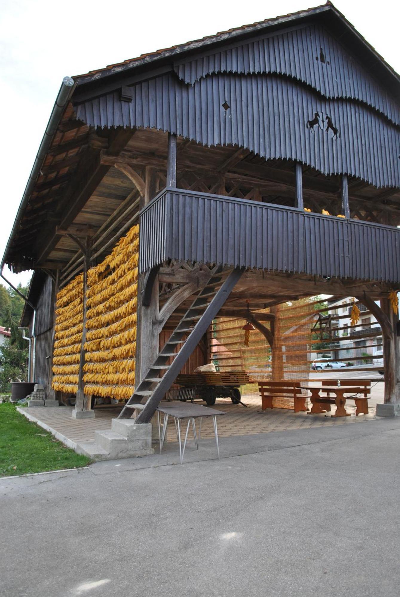 Marincic Inn Skocjan  Экстерьер фото